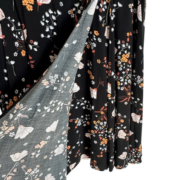 Torrid Plus Size 4 BLACK FLORAL Faux Wrap Dress - Picture 6 of 14